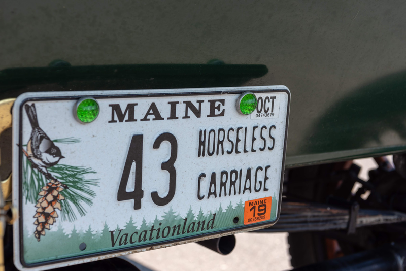 Illustration for article titled Horseless Carriages Visit Our Museum